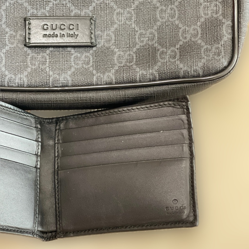 Gucci Black and Gray Men's Wallet and Bag Set
